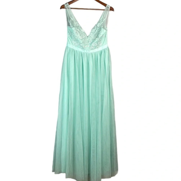 MANIJU NWT Prom  Dress Mint Green Lace Appliqués Over Tulle Floor Length Gown L - Picture 1 of 12
